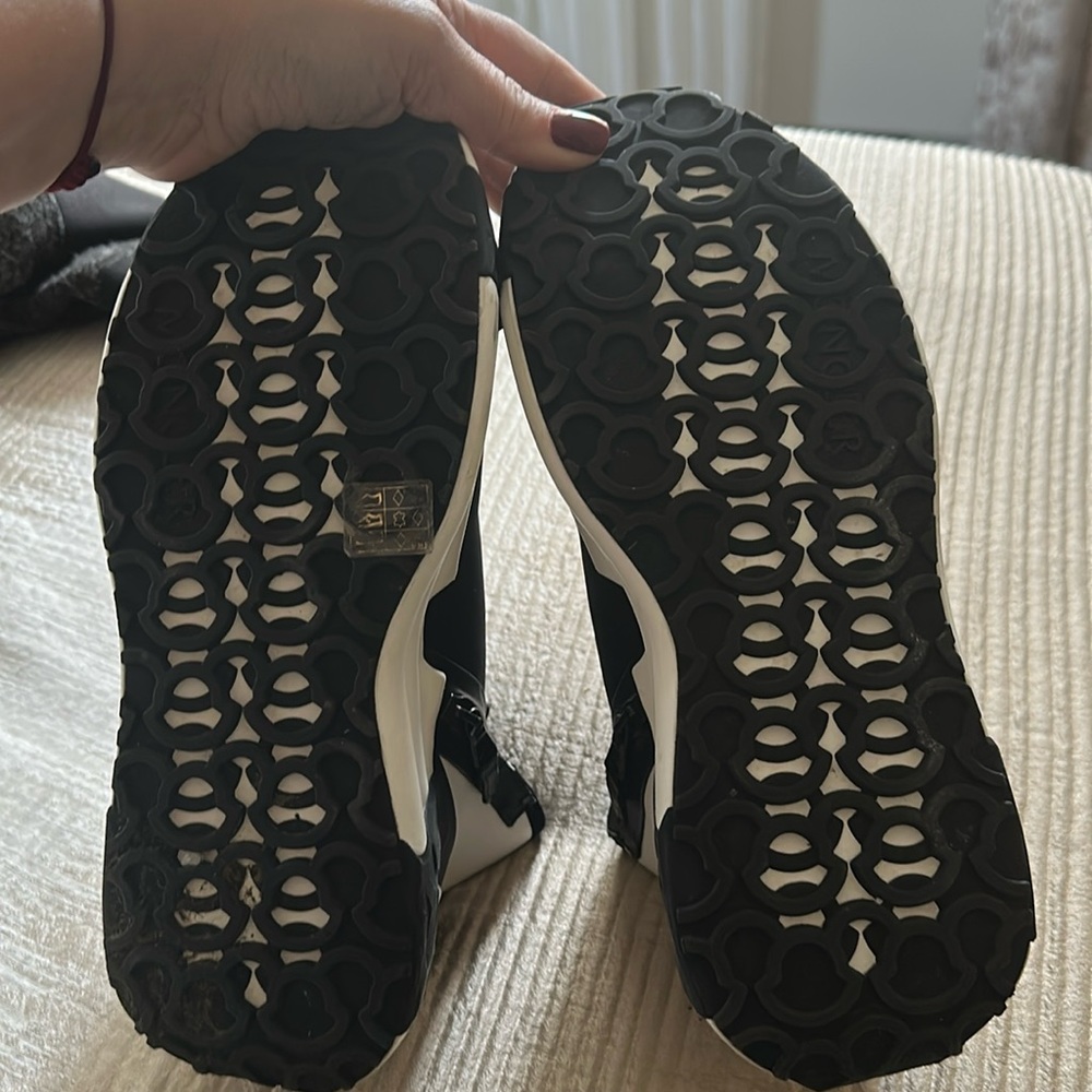 Moncler women’s sneakers - Picture 4 of 8